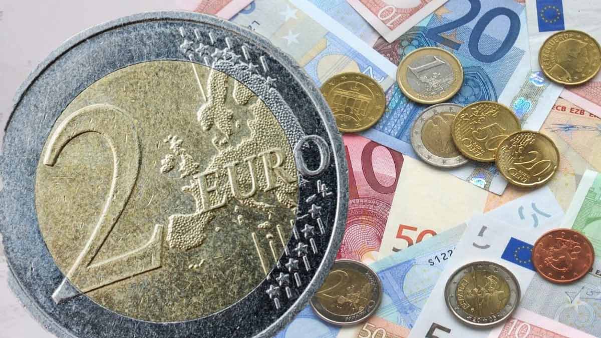 Numismatique : Ces pièces rares de 2 euros peuvent valoir une petite fortune, examinez votre porte-monnaie !