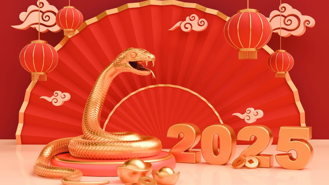 © Astrologie Chinoise : L'Année du Serpent de Bois Promet Défis et Transformations